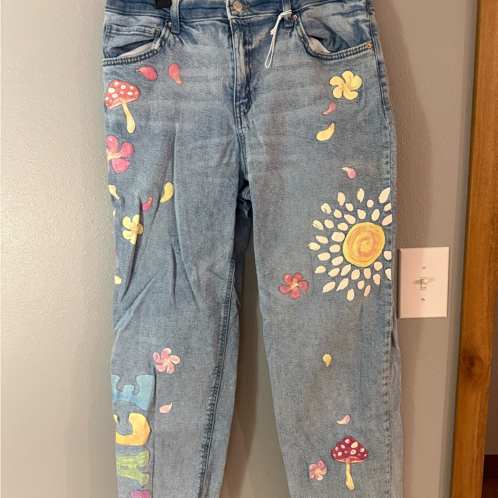 Wild Fable High Rise Jeans with Colorful printed decal